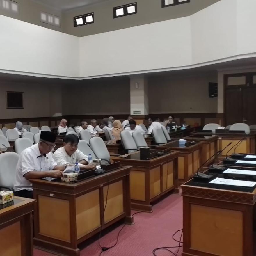 Audiensi Pemerintah Kalurahan ke DPRD Kulon Progo Tentang Penggunaan Tanah Kalurahan Untuk Wisata